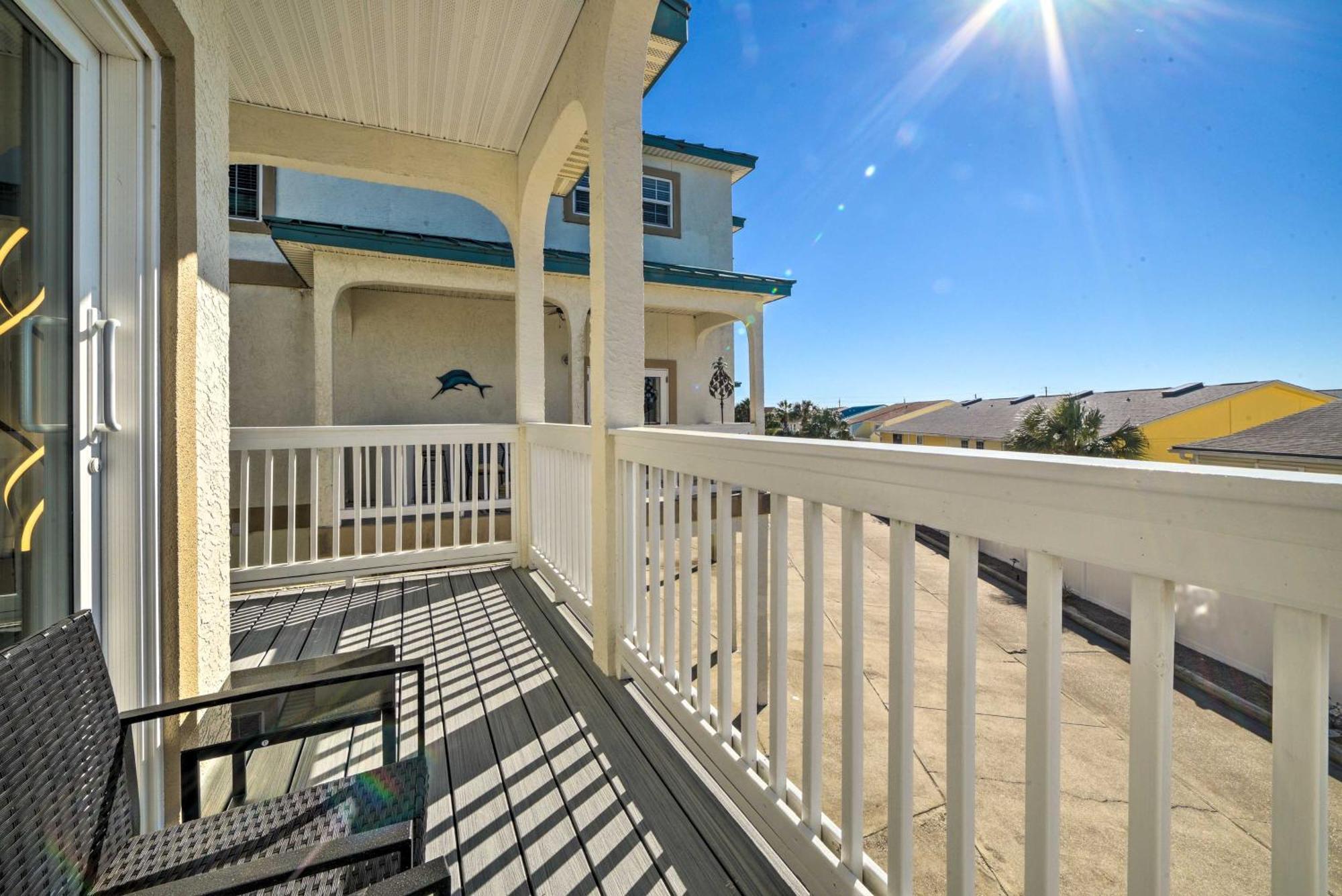 Sunny Pcb With Balcony Steps To The Beach!