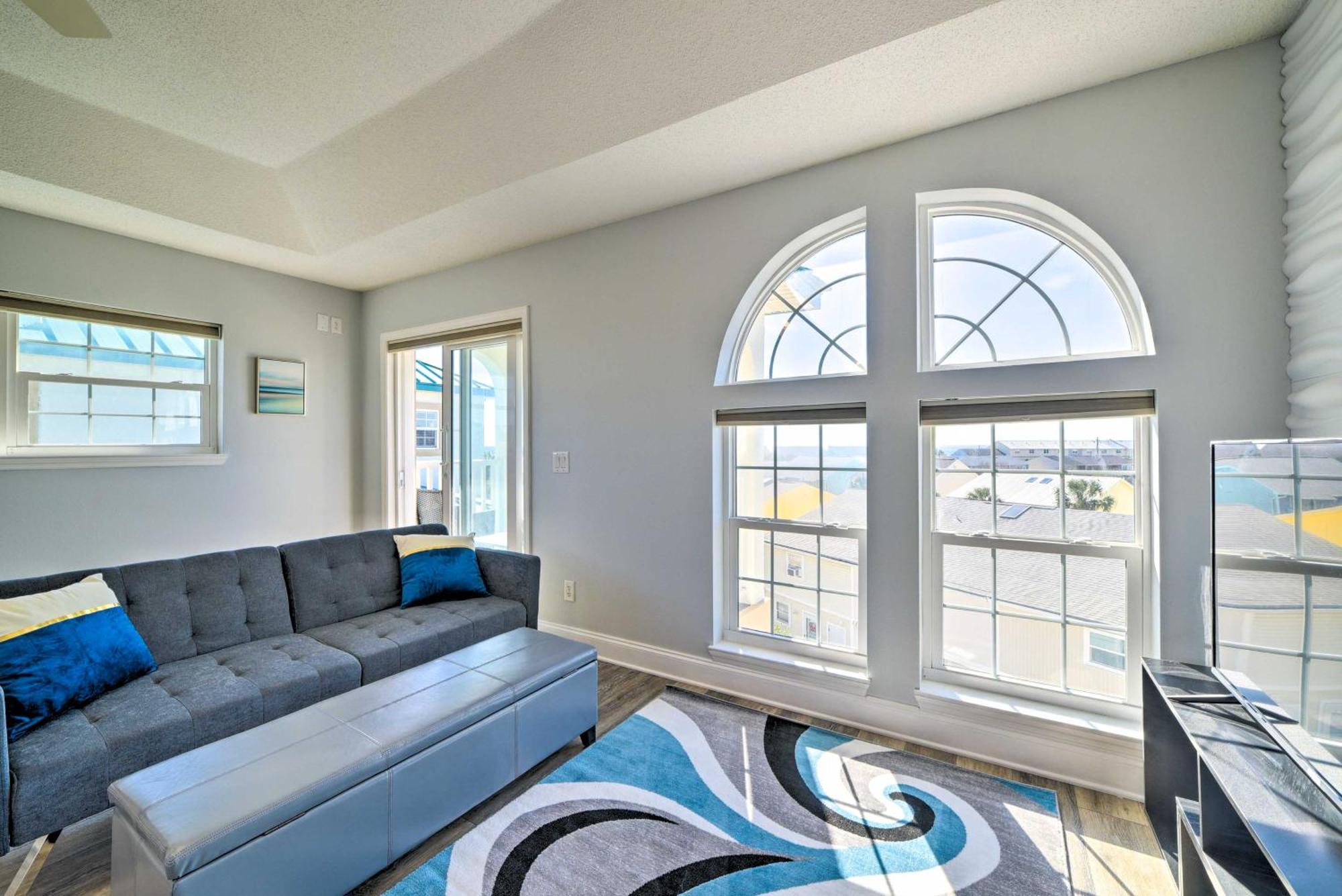 Sunny Pcb With Balcony Steps To The Beach! * Panama City Beach